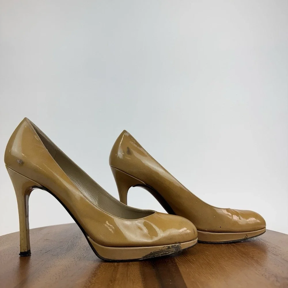Womens Stuart Weitzman Beige Patent Leather Slip On Pumps Heels Size‎ 7.5 N